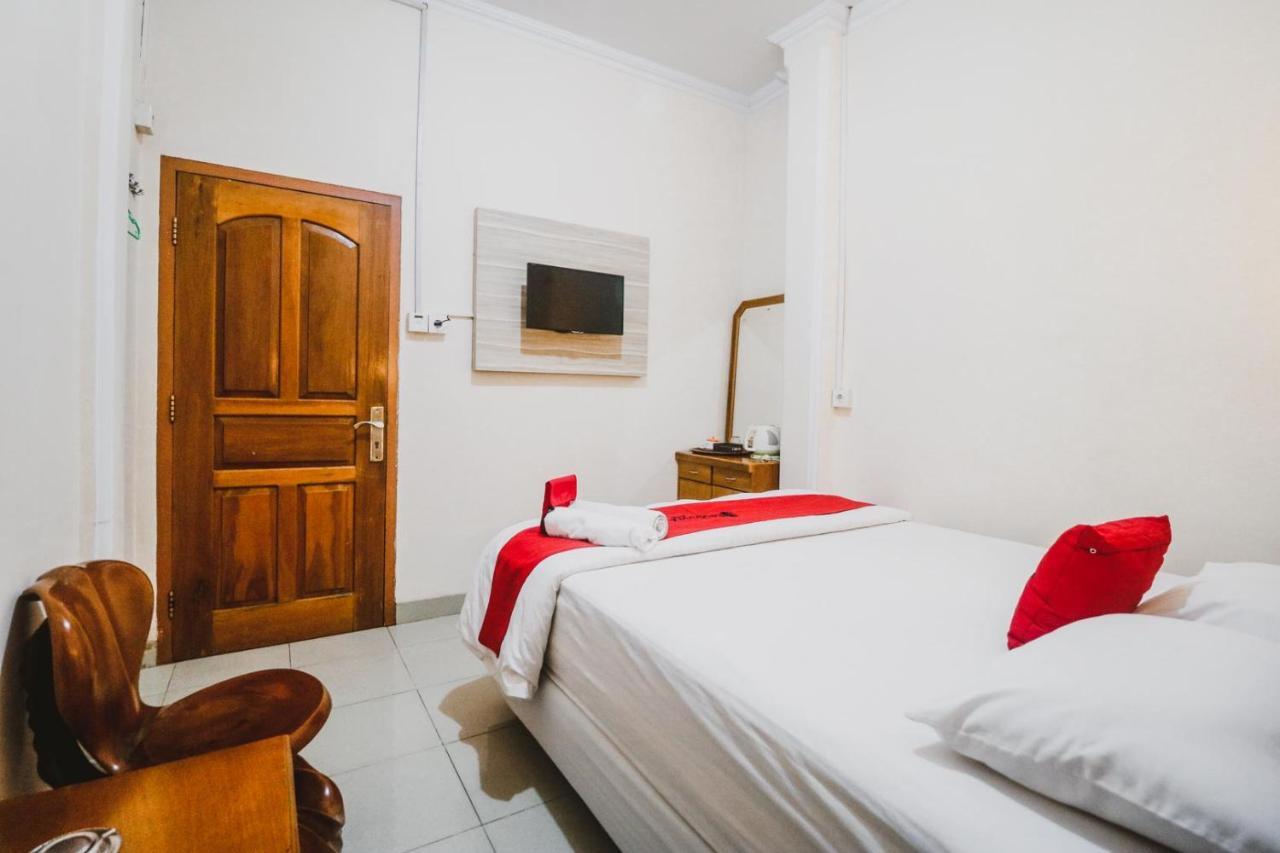 Reddoorz Plus Near Wtc Batanghari Mall Tanjungjohor Dış mekan fotoğraf